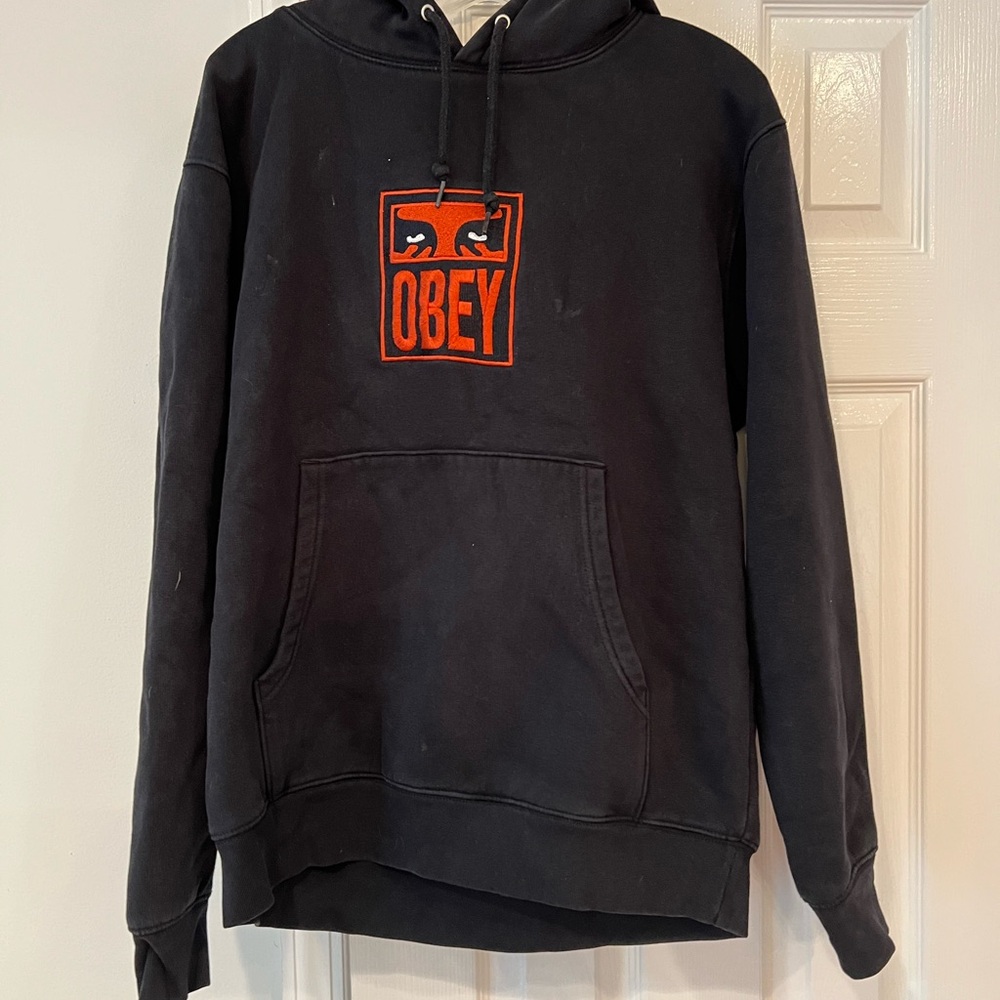 Hoddie by Obey